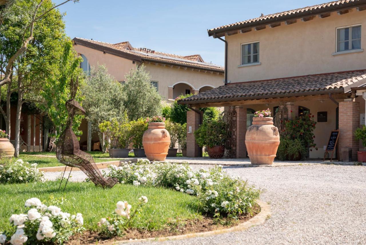 Guadalupe Tuscany Resort Braccagni Buitenkant foto